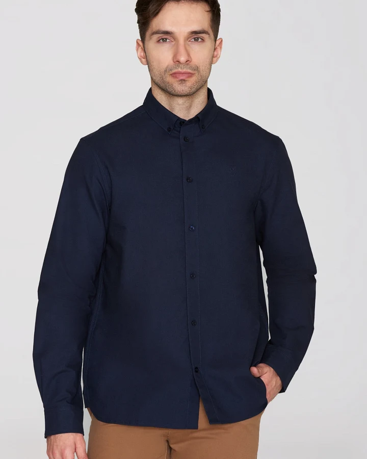 KnowledgeCotton Apparel Herren vegan Hemd Oxford Harald Kleine Eule Total Eclipse Marine
