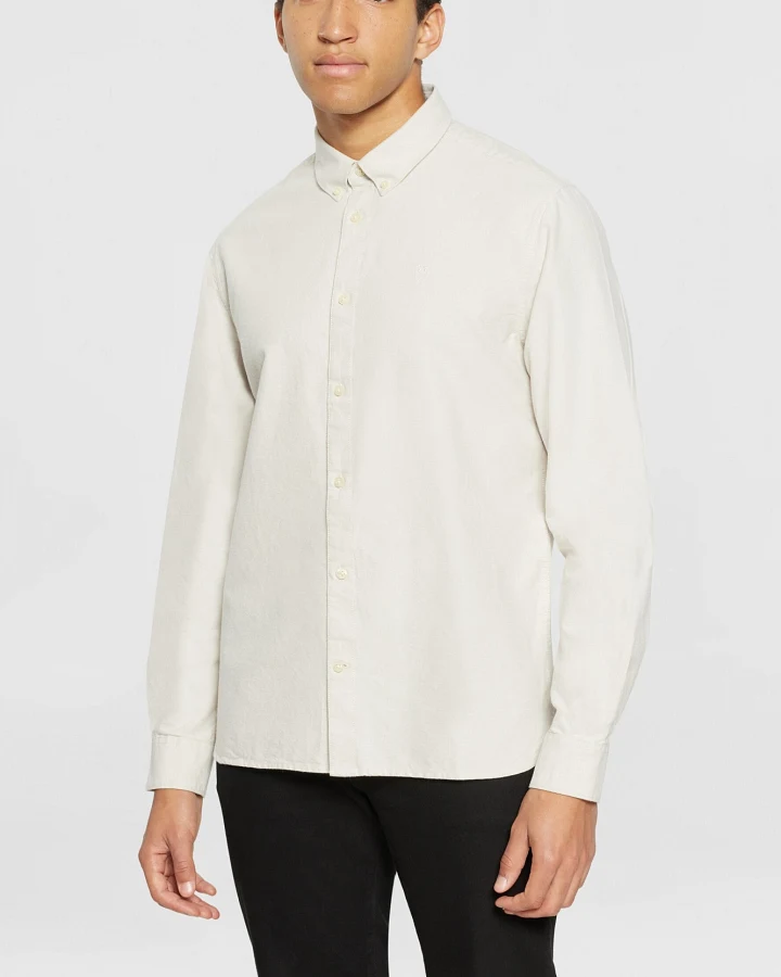 KnowledgeCotton Apparel Herren vegan Hemd Oxford Harald Small Owl Light Feather Gray