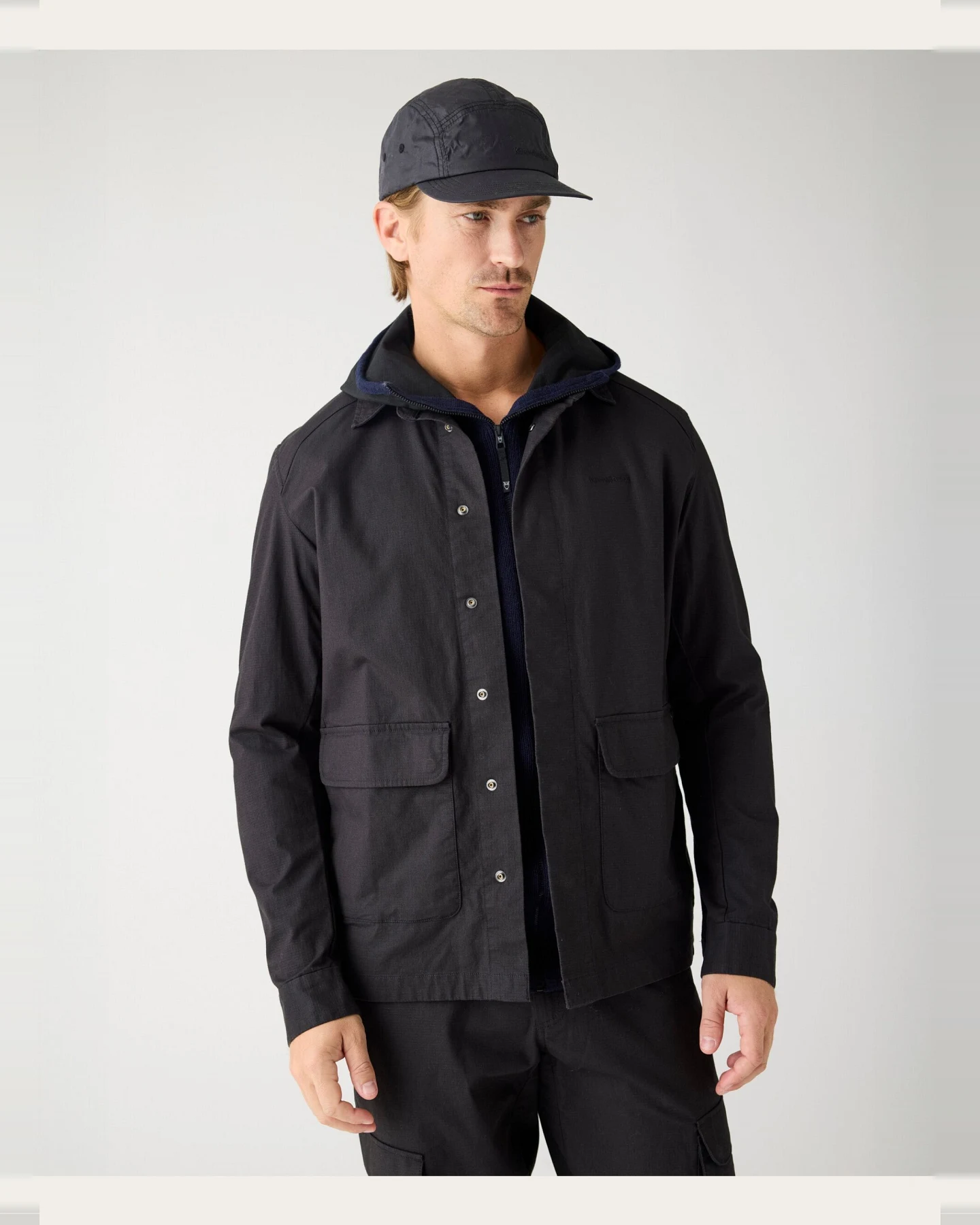 KnowledgeCotton Apparel Herren vegan Überhemd Ripstop Schwarz Jet – Ansicht 2