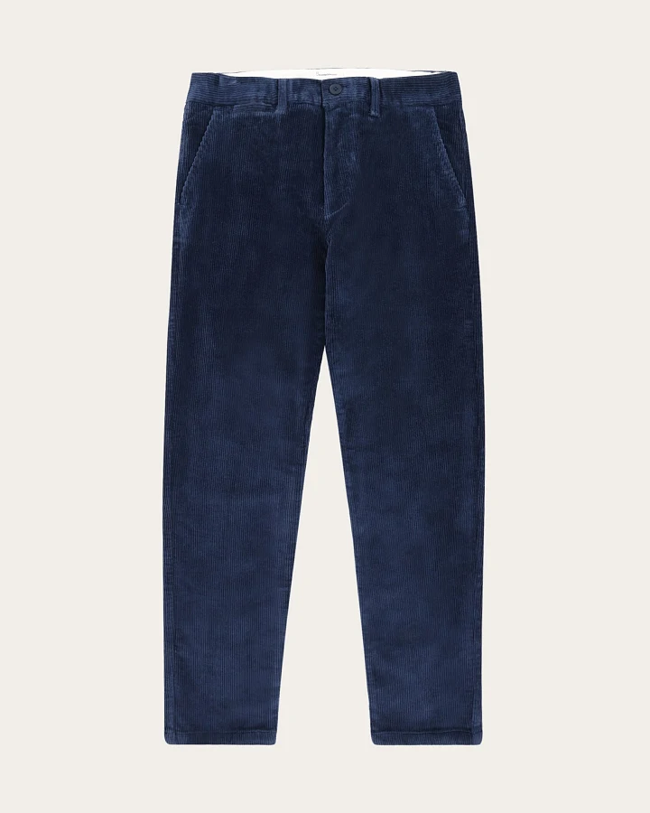 KnowledgeCotton Apparel Herren vegan Chino Hose Chuck Regular 8 Wales Corduroy Night Sky