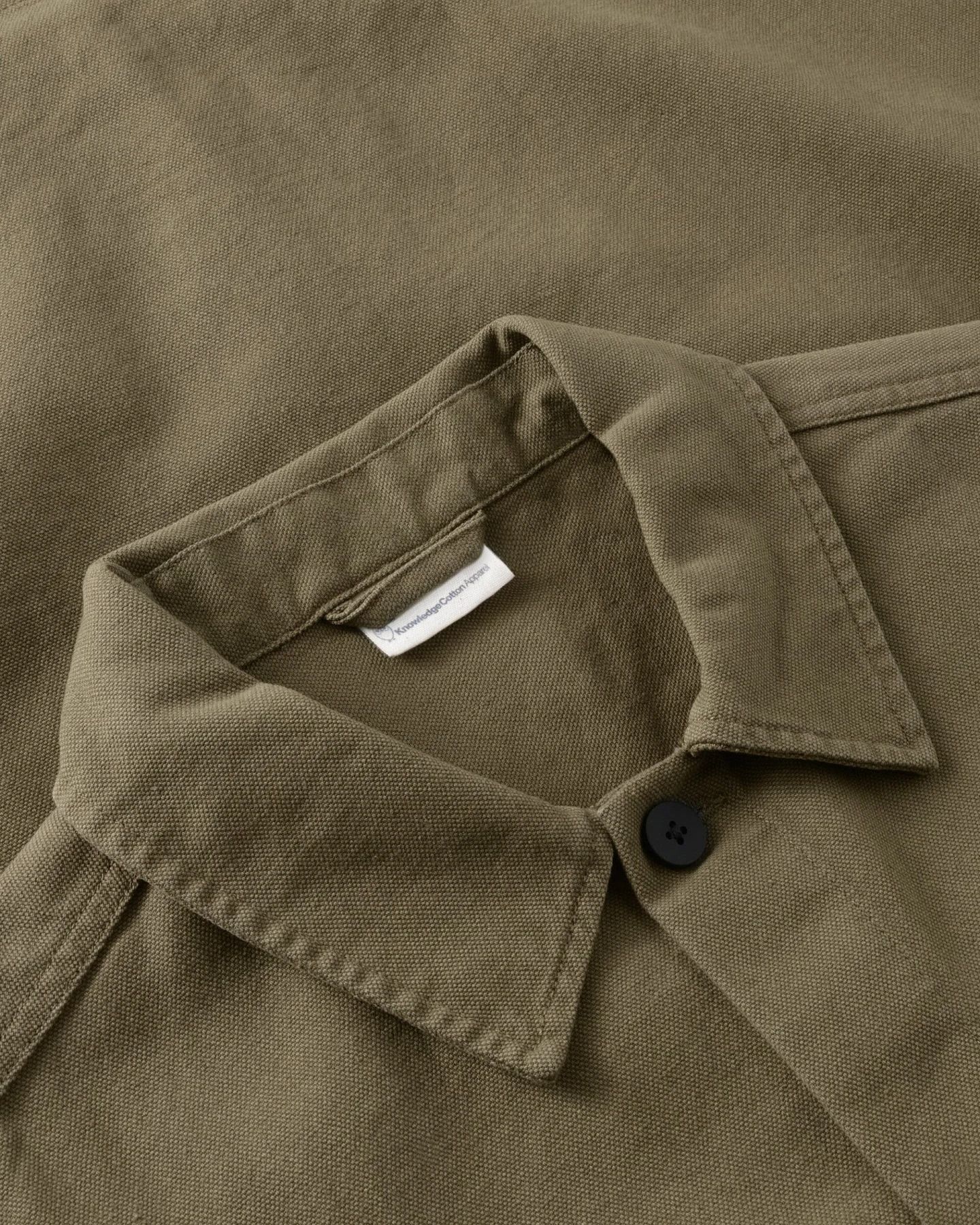 KnowledgeCotton Apparel Herren vegan Überhemd Canvas Gebranntes Olivgrün – Ansicht 2