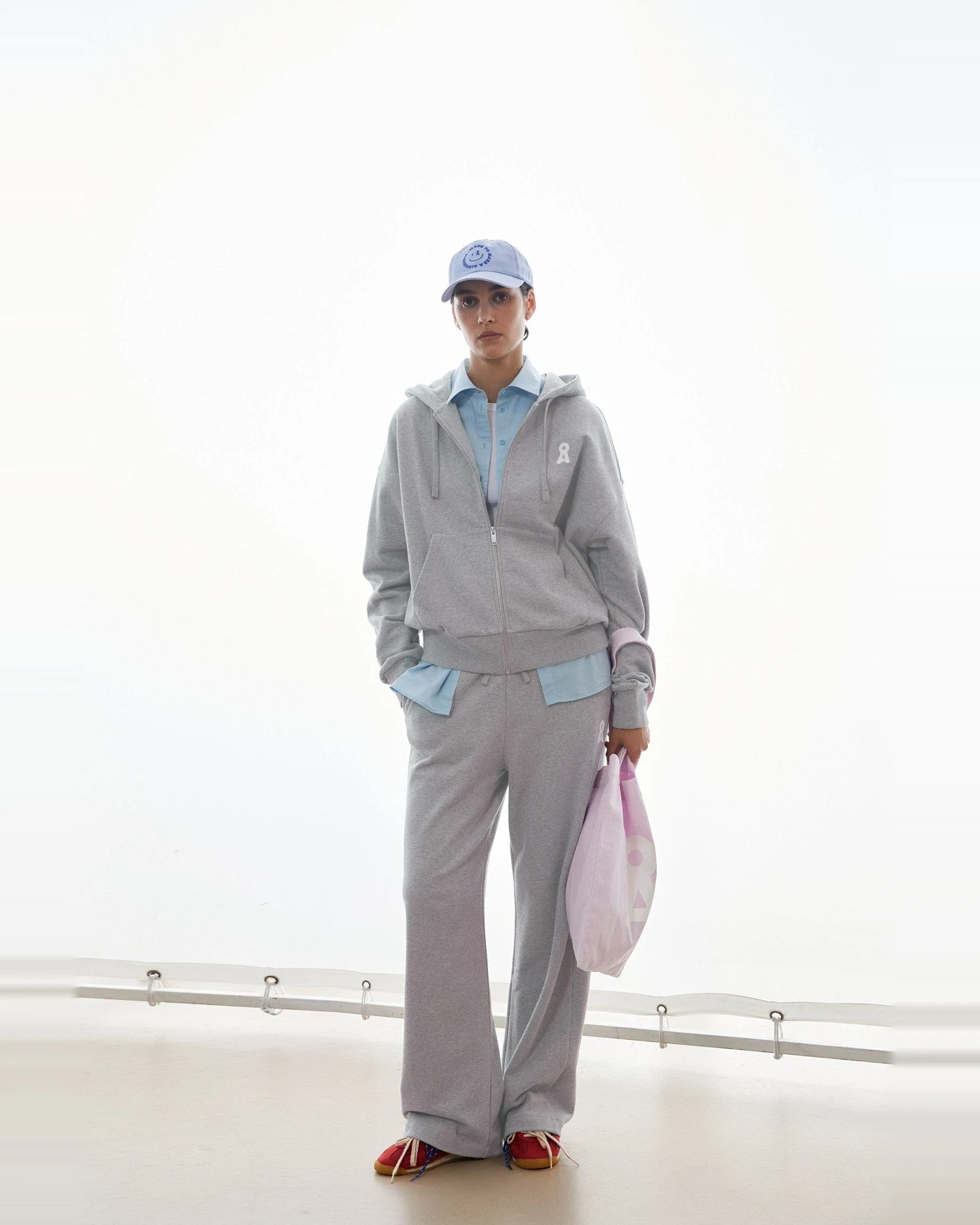 Sweatjacke Iconic Å Rixamaa Grau – Ansicht 4