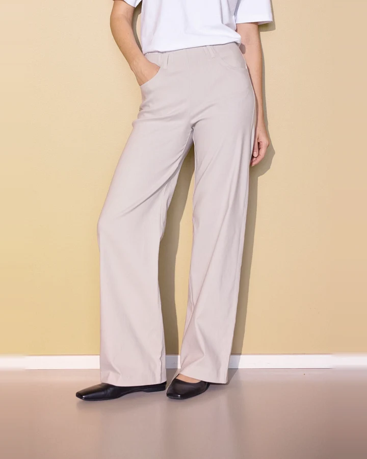 LAURIE Damen vegan Hose Donna Loose Mittellang Grau Sand