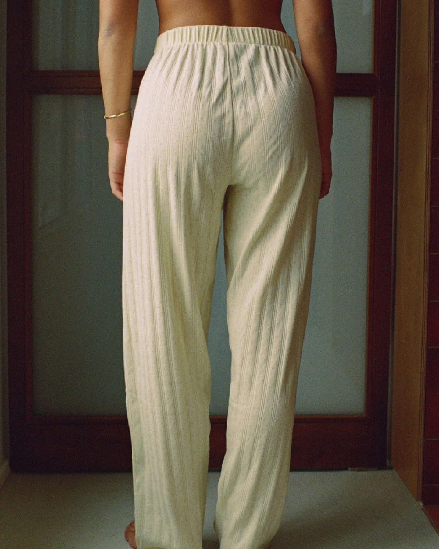 Nénés Damen vegan Hose Maud Gelb – Ansicht 2