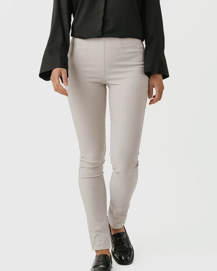 LAURIE Damen vegan Hose Vicky Slim Mittellang Grau Sand