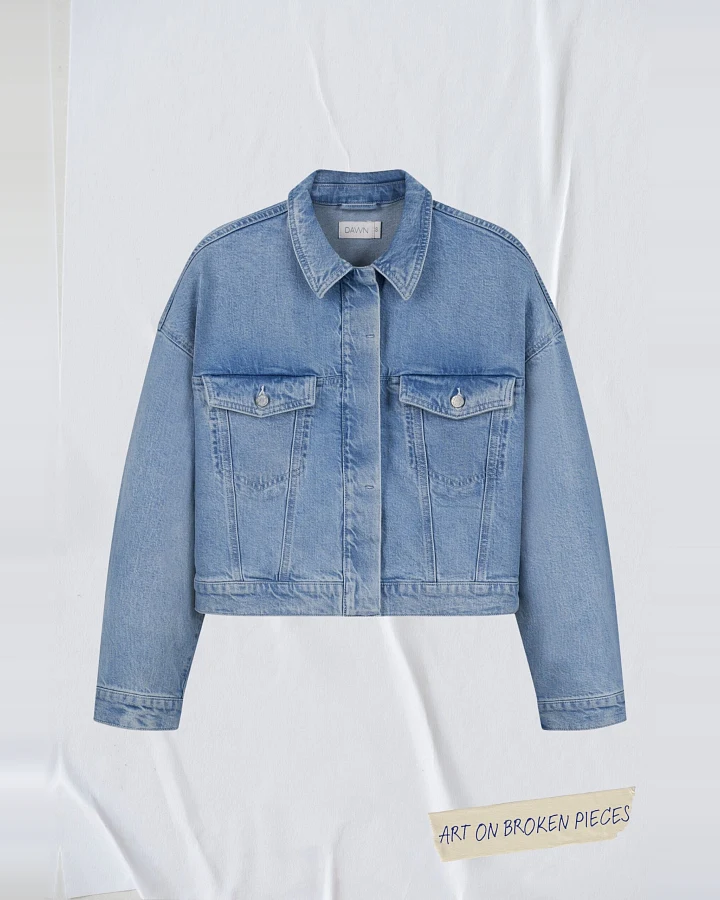 Dawn Damen vegan Denim Jacket Boxy Amara Art On Broken Pieces Hellblau