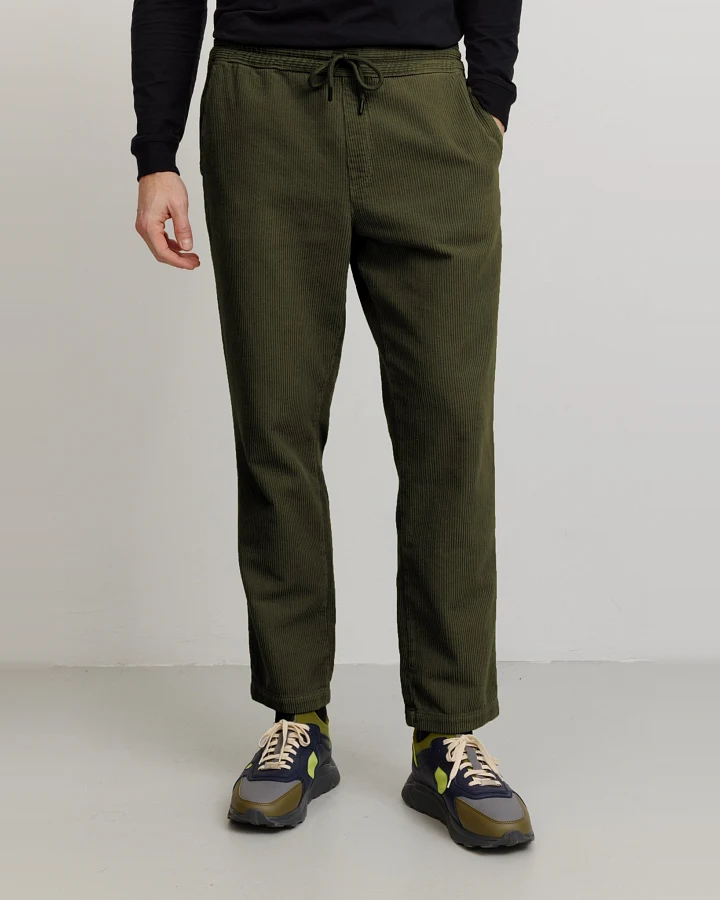 Recolution Herren vegan Jogginghose Chinos Cord Cas Olive