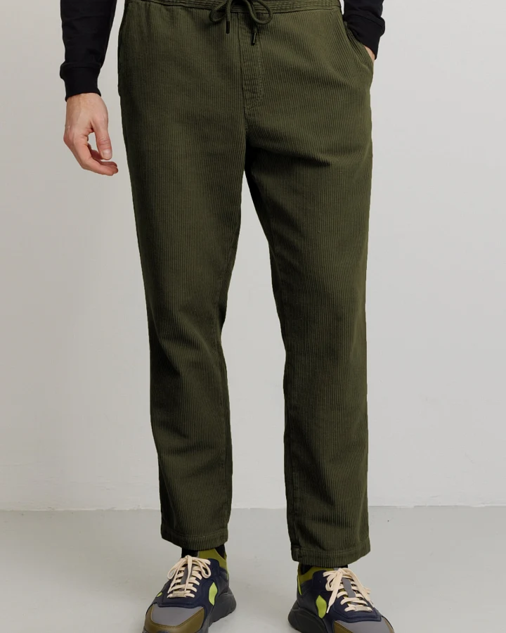 Recolution Herren vegan Jogginghose Chinos Cord Cas Olive
