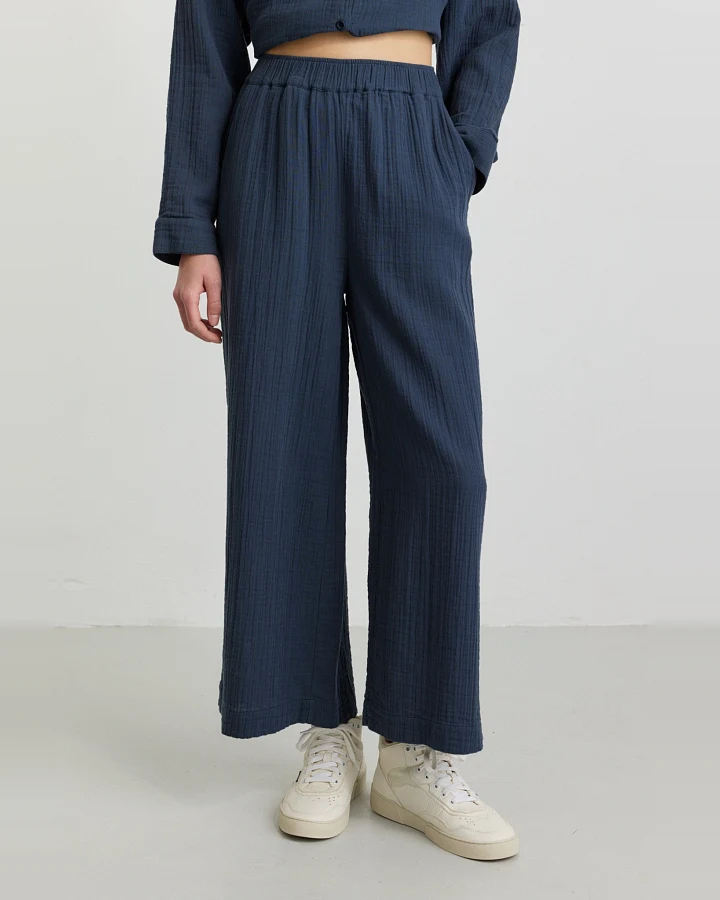 Recolution Damen vegan Culotte Hose Limba Navy