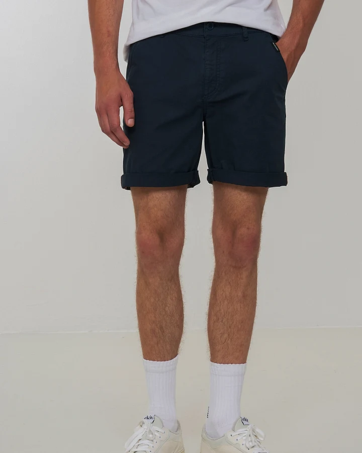 Recolution Herren vegan Shorts Majoram Dunkelblau