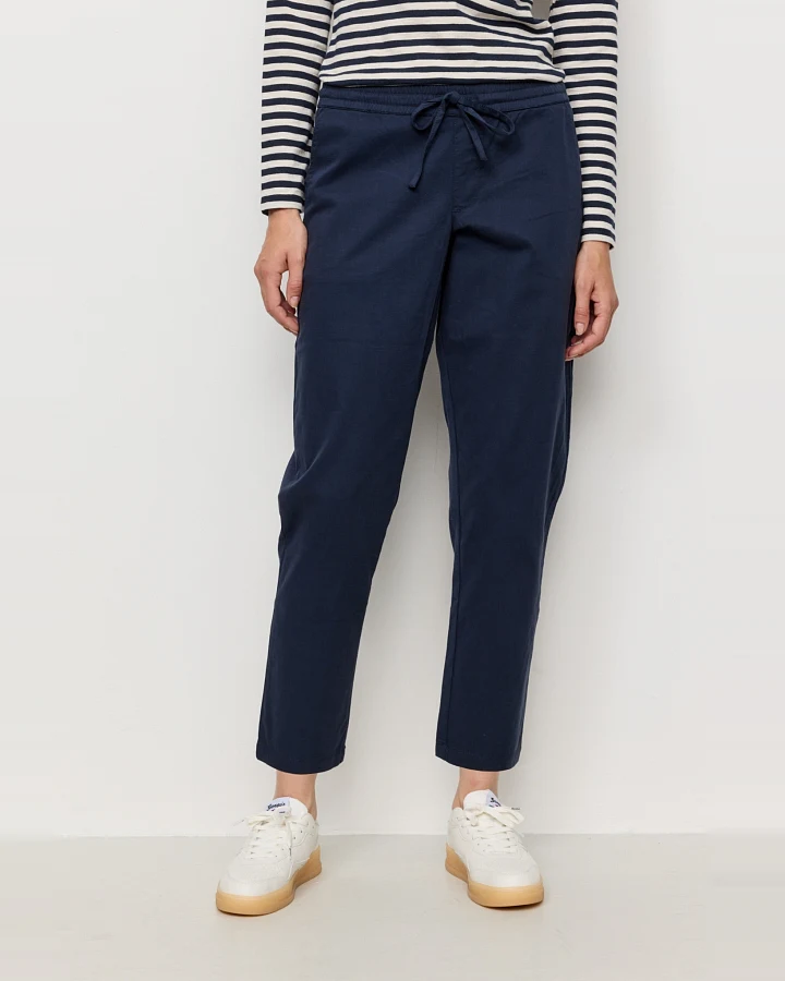 Recolution Damen vegan Jogginghose Chino Kale Dark Navy