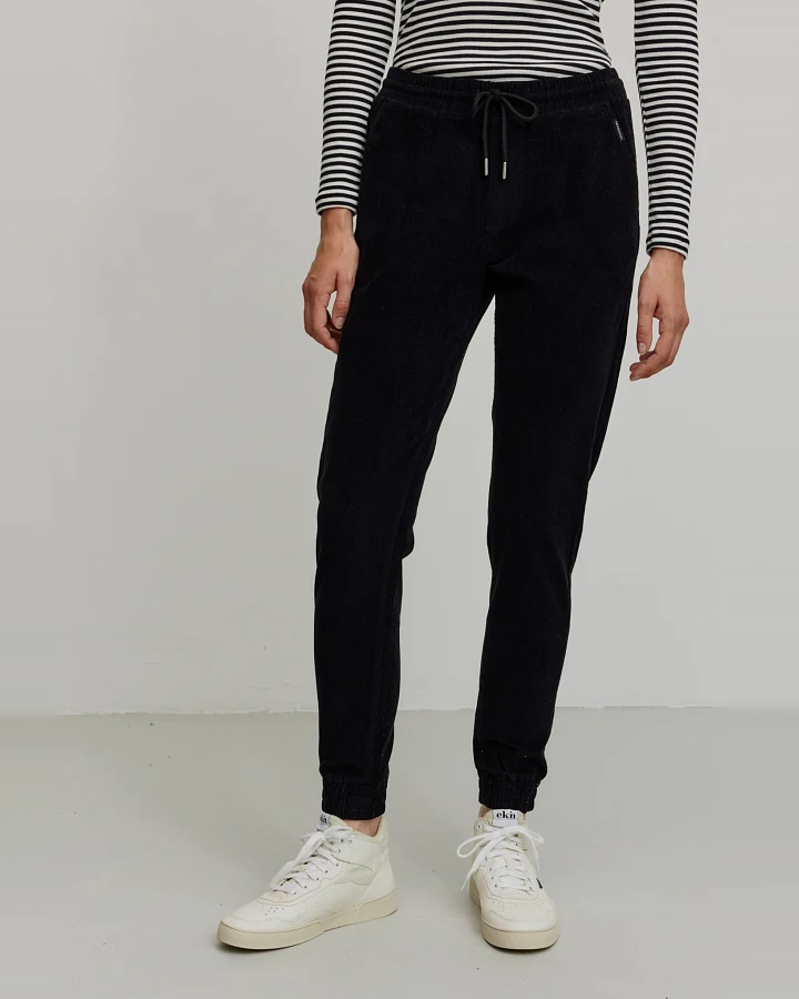Recolution Damen vegan Jogginghose Chino Corduroy Chaiturus Schwarz
