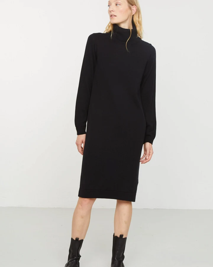 Recolution Damen vegan Kleid Knit Vinca Schwarz