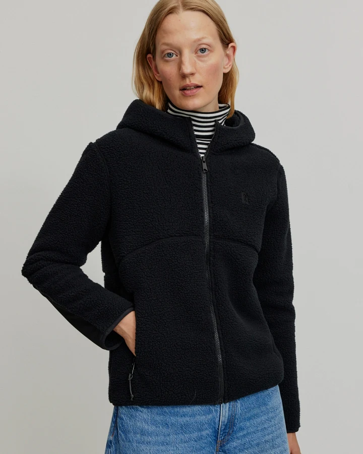 Recolution Damen vegan Jacke Alcea Schwarz