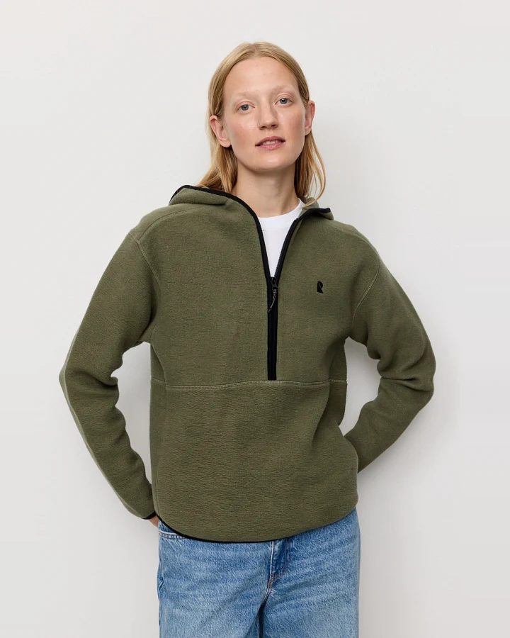 Recolution Damen vegan Hoodie Forsthia Dark Khaki