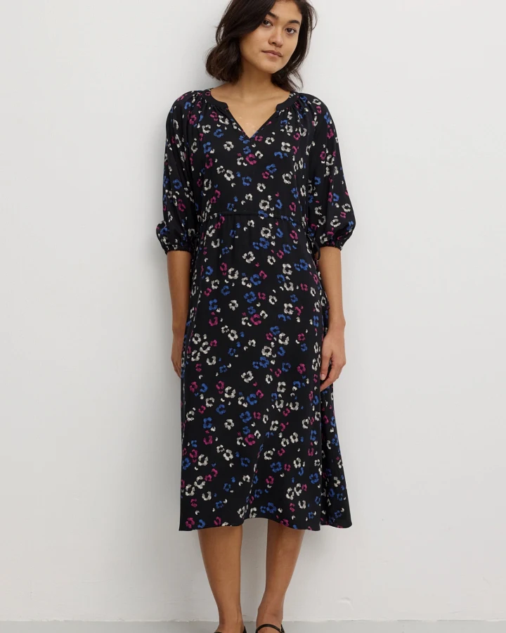 Recolution Damen vegan Kleid Nemesia Blossom Schwarz