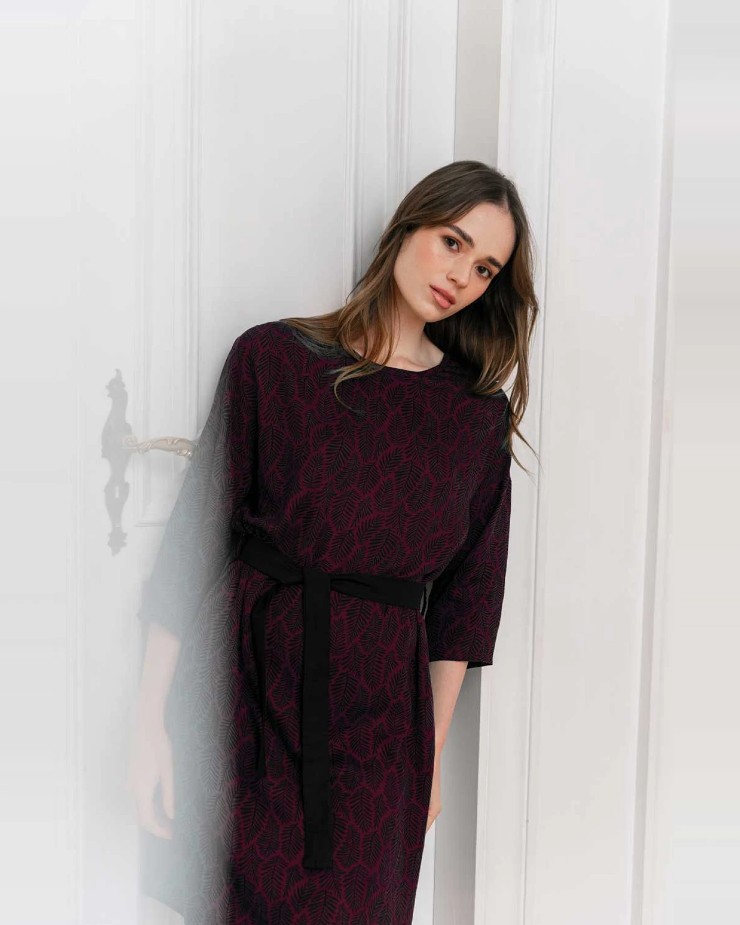 WiDDA Damen vegan Kleid Pura Floral Pattern Berry – Ansicht 2
