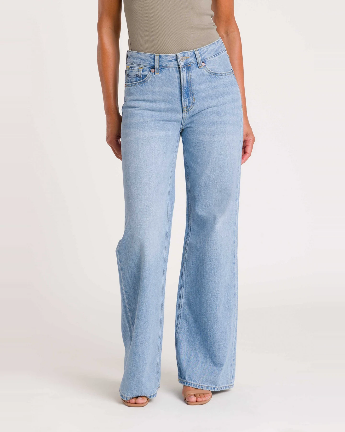 Kings of Indigo Damen vegan Jeans Flare Jane Blau Reef – Ansicht 2