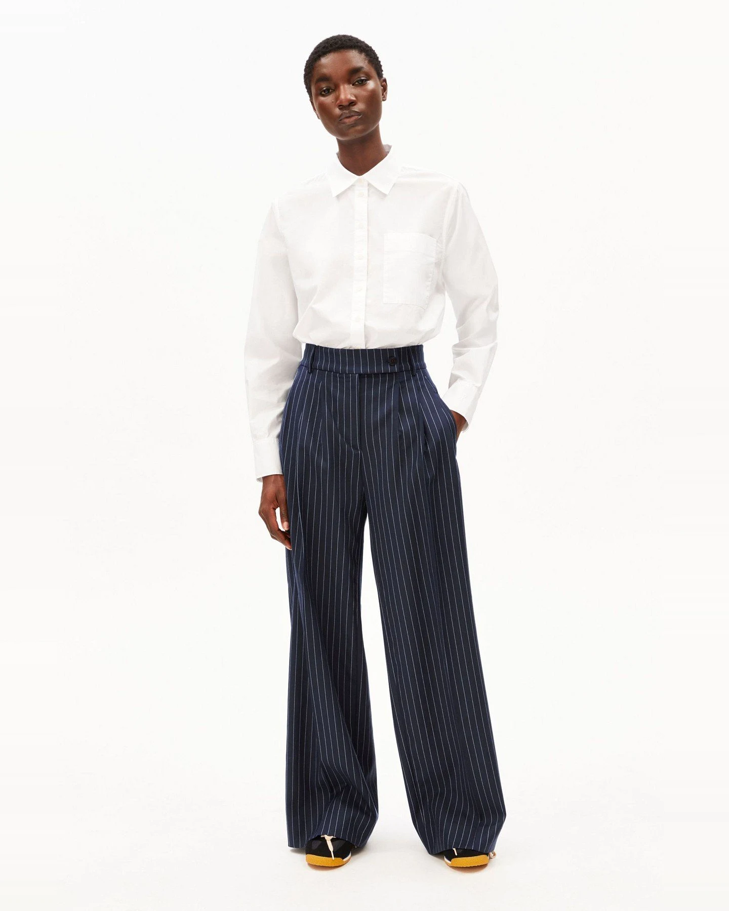 Stoffhose Kaayua Pinstripe Blau – Ansicht 3