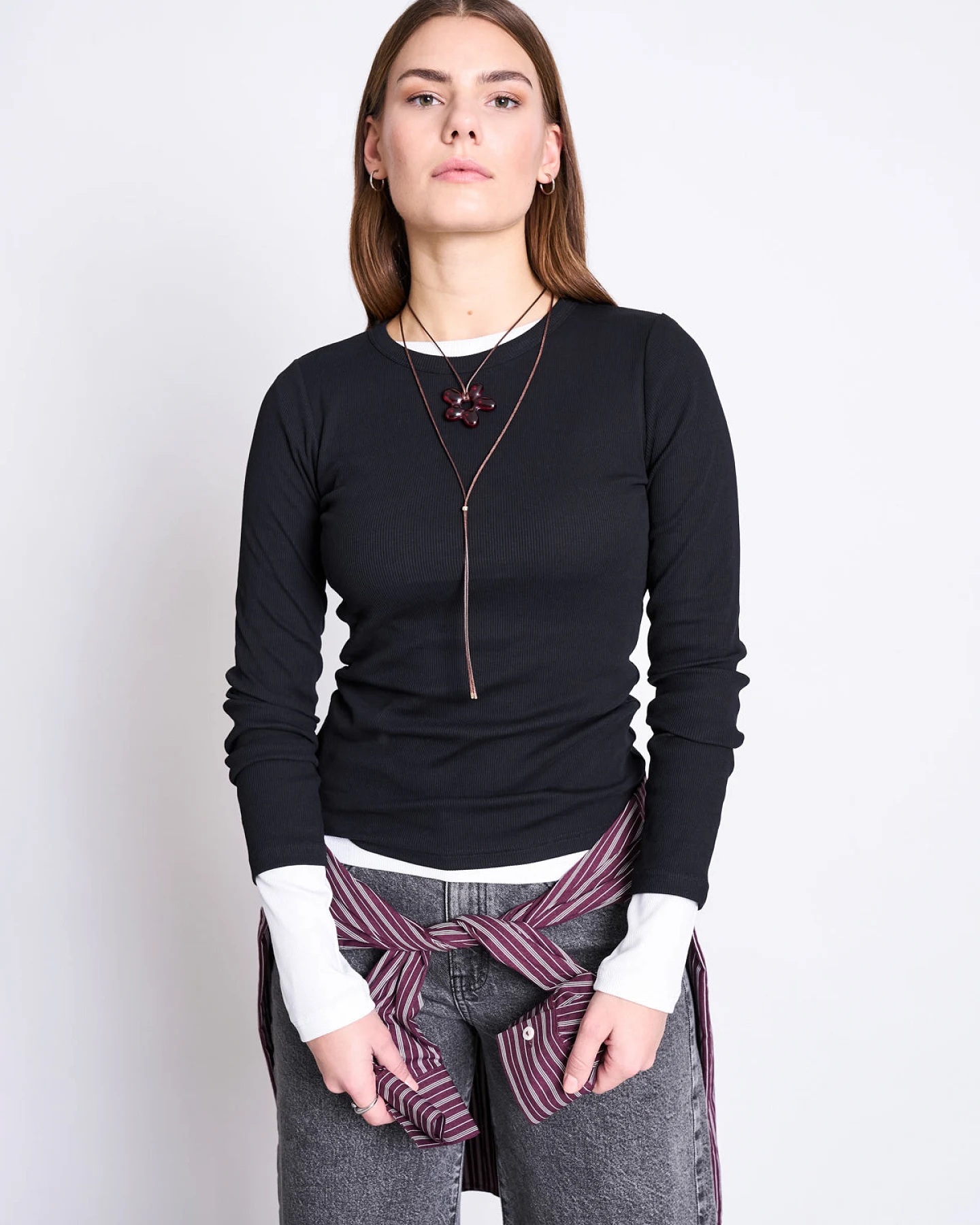 JAN 'N JUNE Damen vegan Longsleeve Rippe Rava Schwarz – Ansicht 2