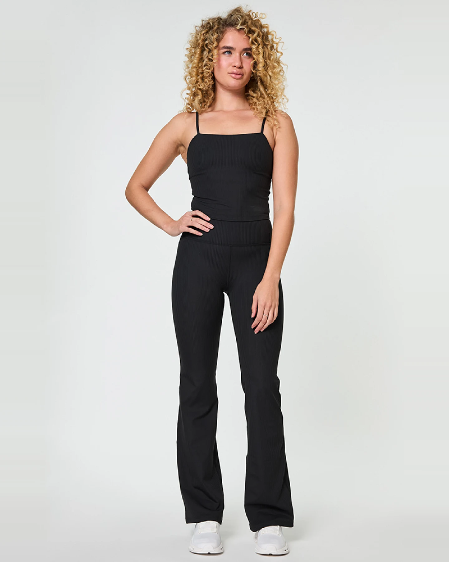 Girlfriend Collective Damen vegan Sport-Top Rib Cami Schwarz – Ansicht 2