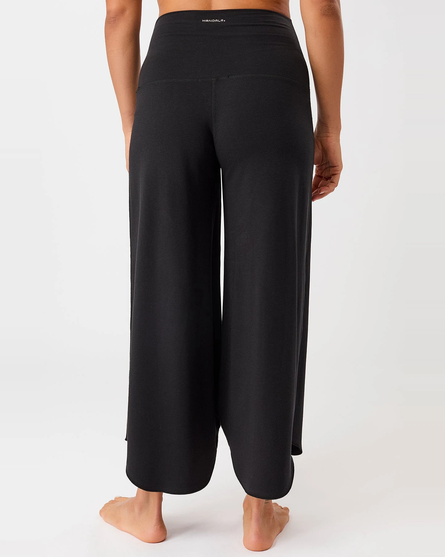 MANDALA Damen vegan Hose Tulpe Schwarz – Ansicht 2
