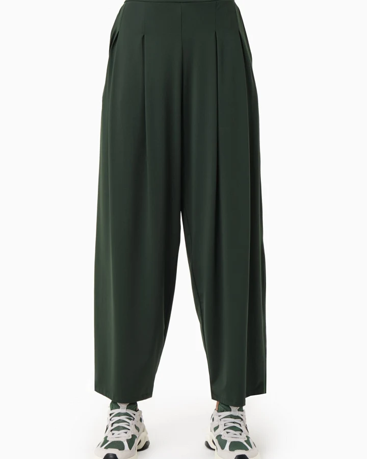 ORGANICATION Damen vegan Hose Peeny Amazonas Grün