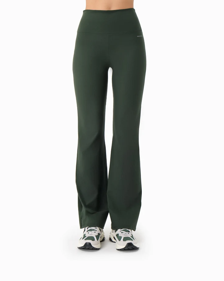 ORGANICATION Damen vegan Hose Lavinn Amazonas Grün