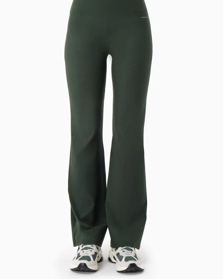 ORGANICATION Damen vegan Hose Lavinn Amazonas Grün