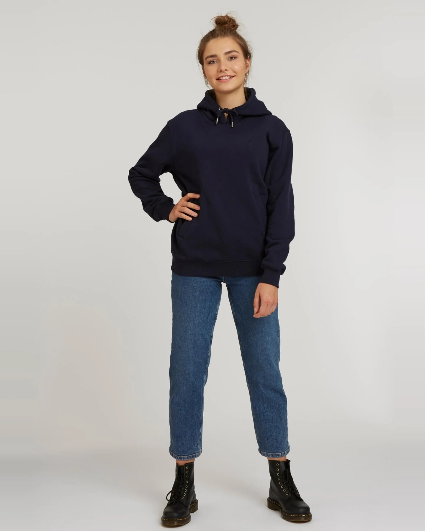 ThokkThokk Damen vegan Hoodie Five Letters Dark Navy – Ansicht 2