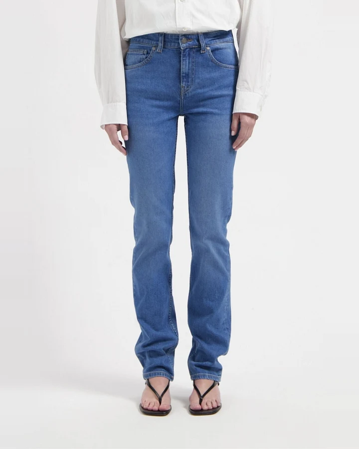 MUD Jeans Damen vegan Jeans Logan High Slim Fresh Fade Blau