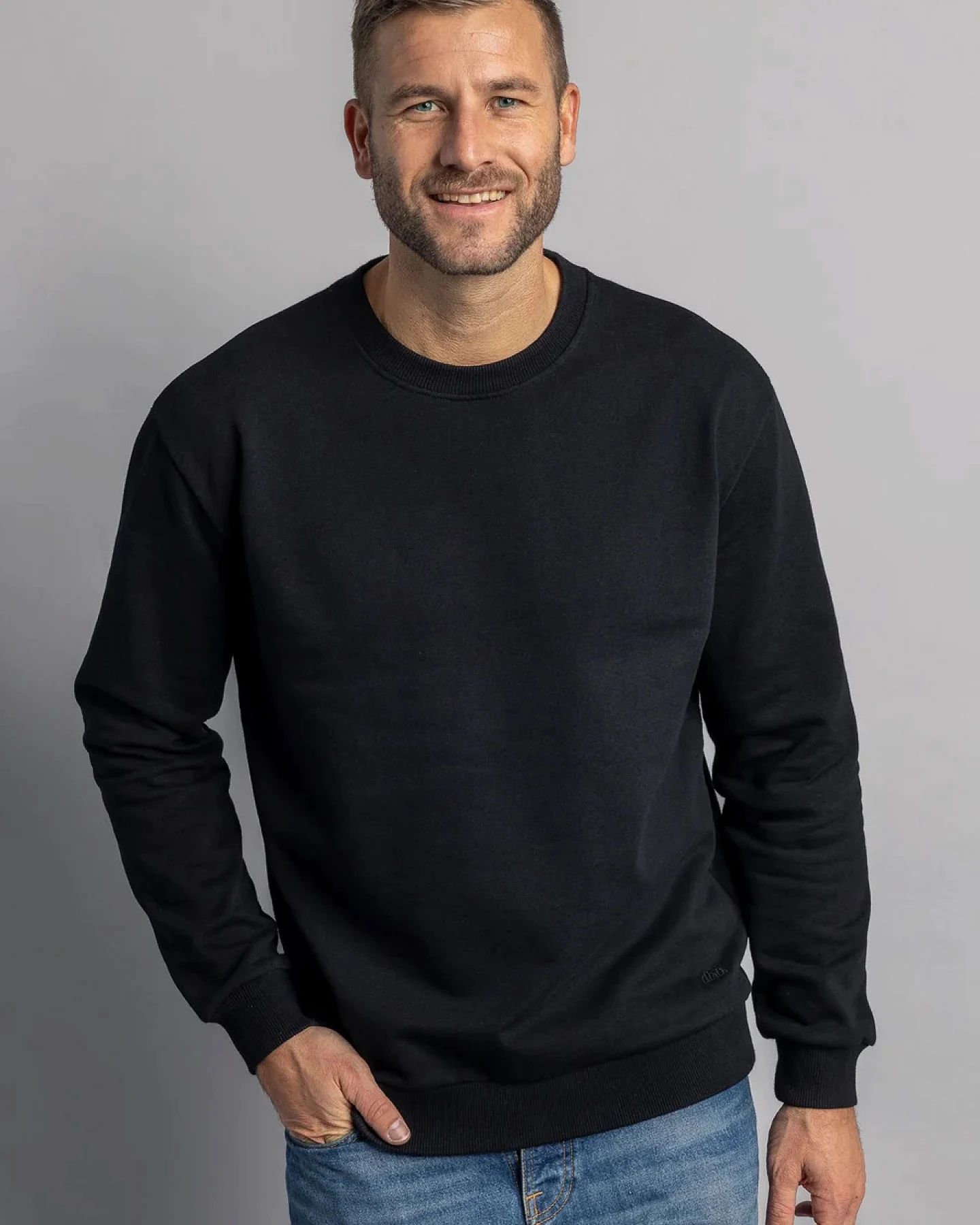 DIRTS Herren vegan Sweatshirt Classic Crewneck Schwarz – Ansicht 2