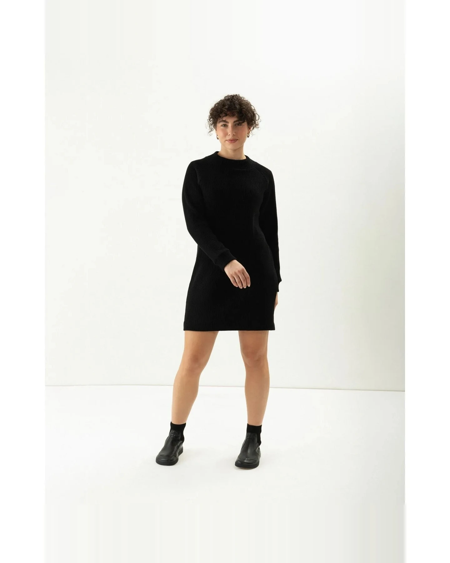 Clotsy Damen vegan Kleid Maialen Schwarz – Ansicht 2