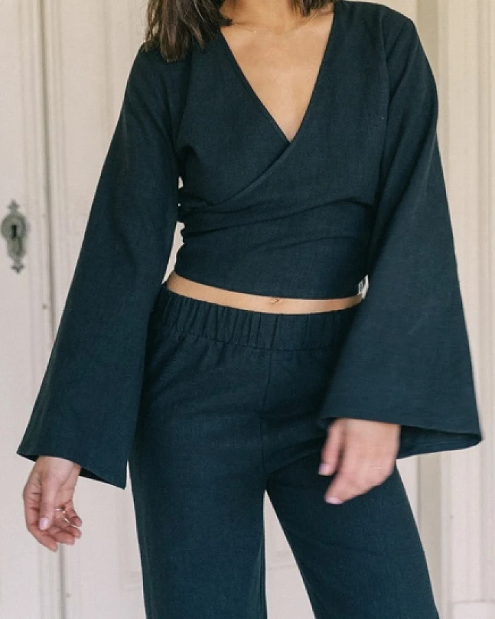 The View Yoga Damen vegan Top Lijn Schwarz