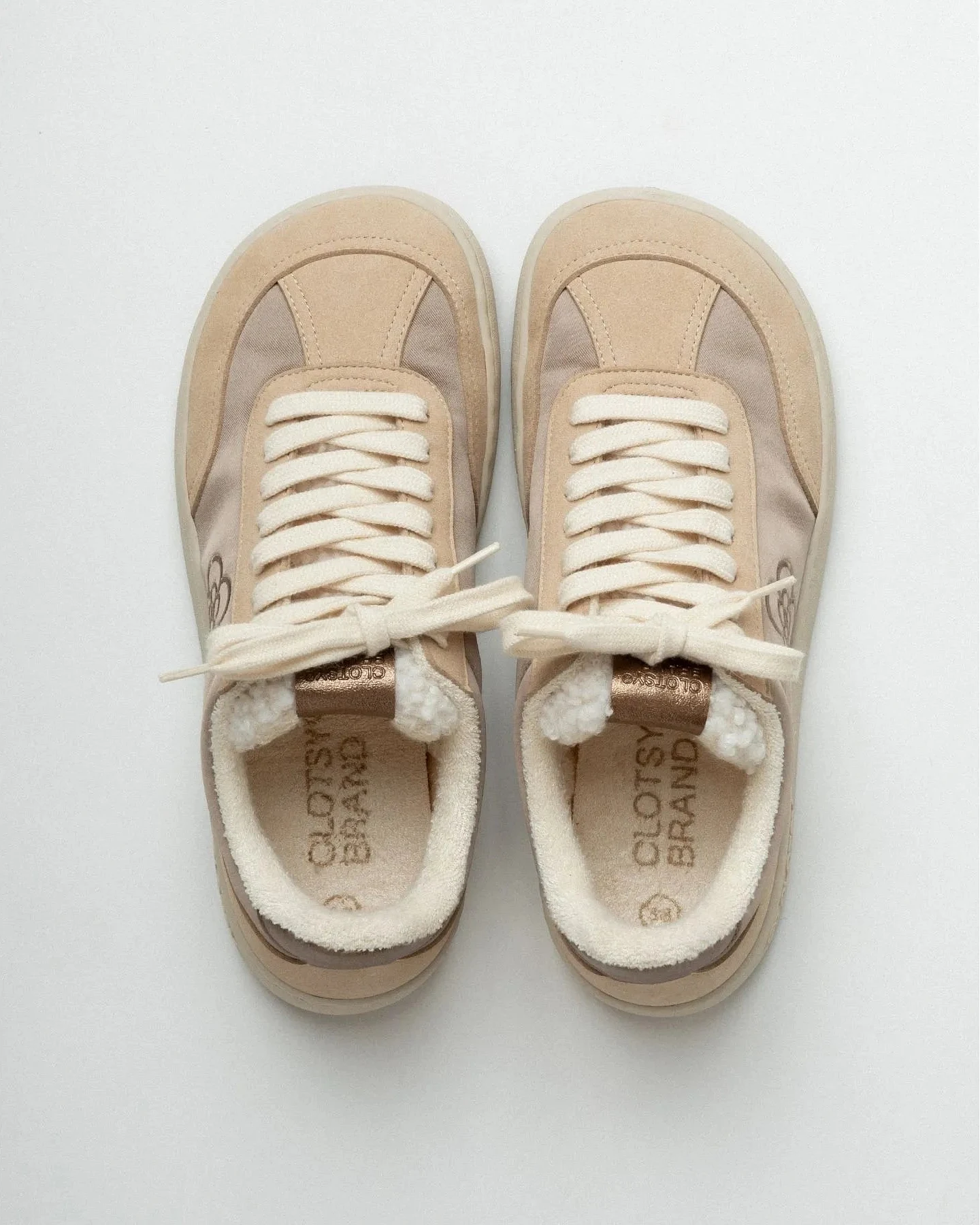 Clotsy Damen vegan Sneaker Luzia Satin Beige – Ansicht 2