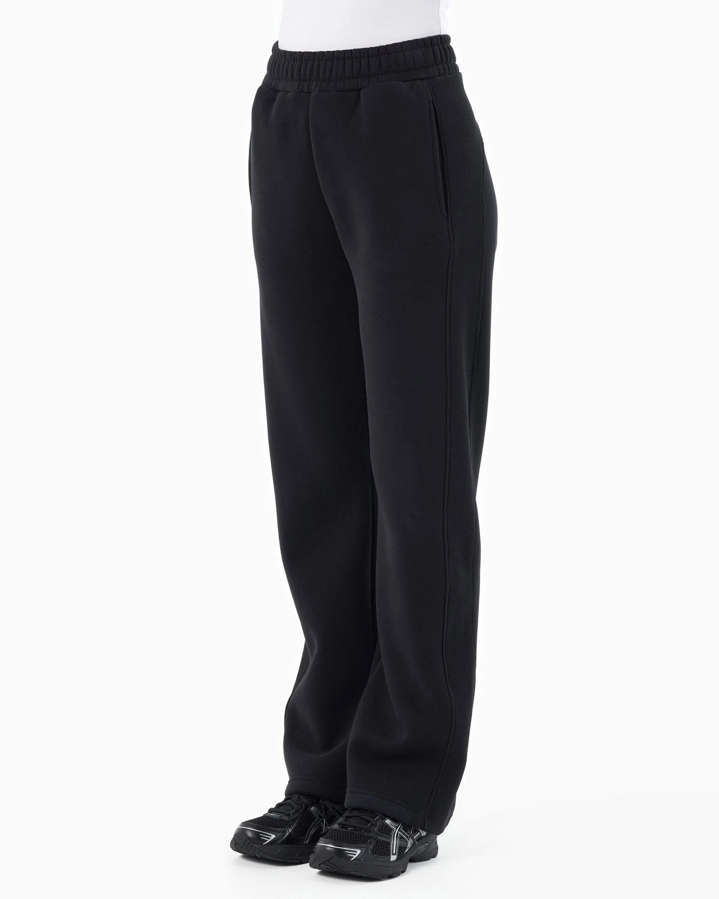 ORGANICATION Damen vegan Sweatpants Polly Schwarz – Ansicht 2