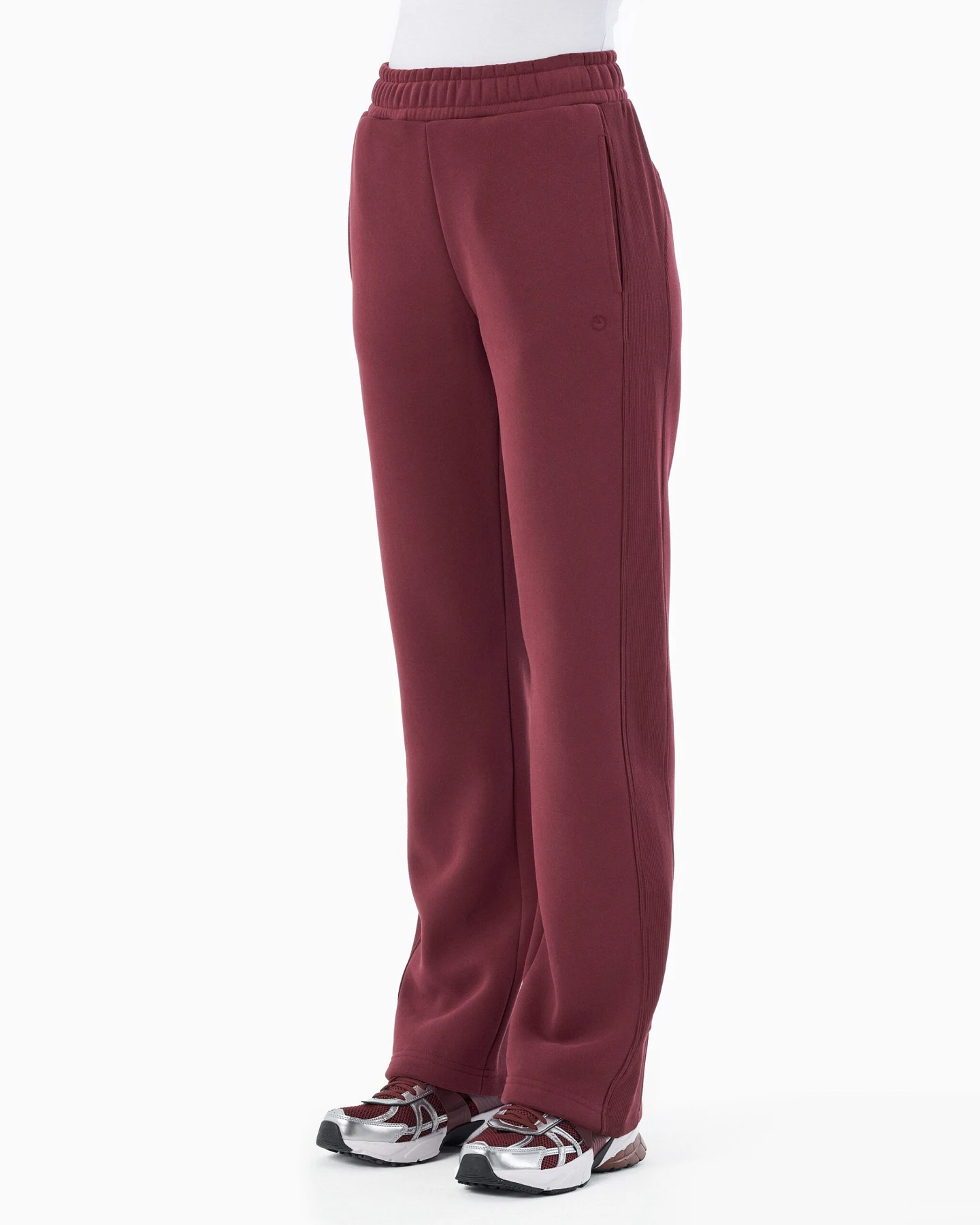 ORGANICATION Damen vegan Sweatpants Polly Bordeaux – Ansicht 2
