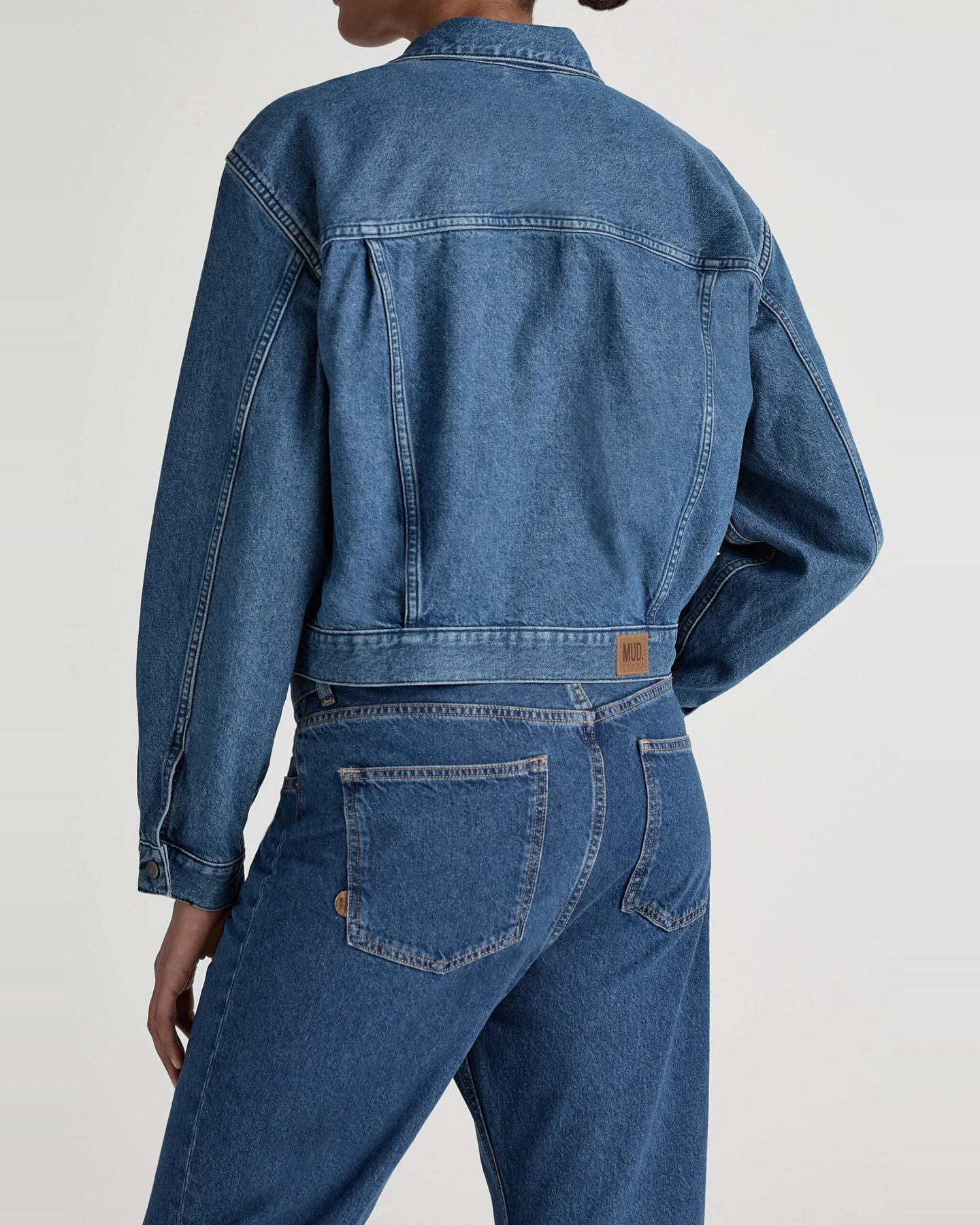 MUD Jeans Damen vegan Jacke Denim Gina Medium Stone Blue – Ansicht 2