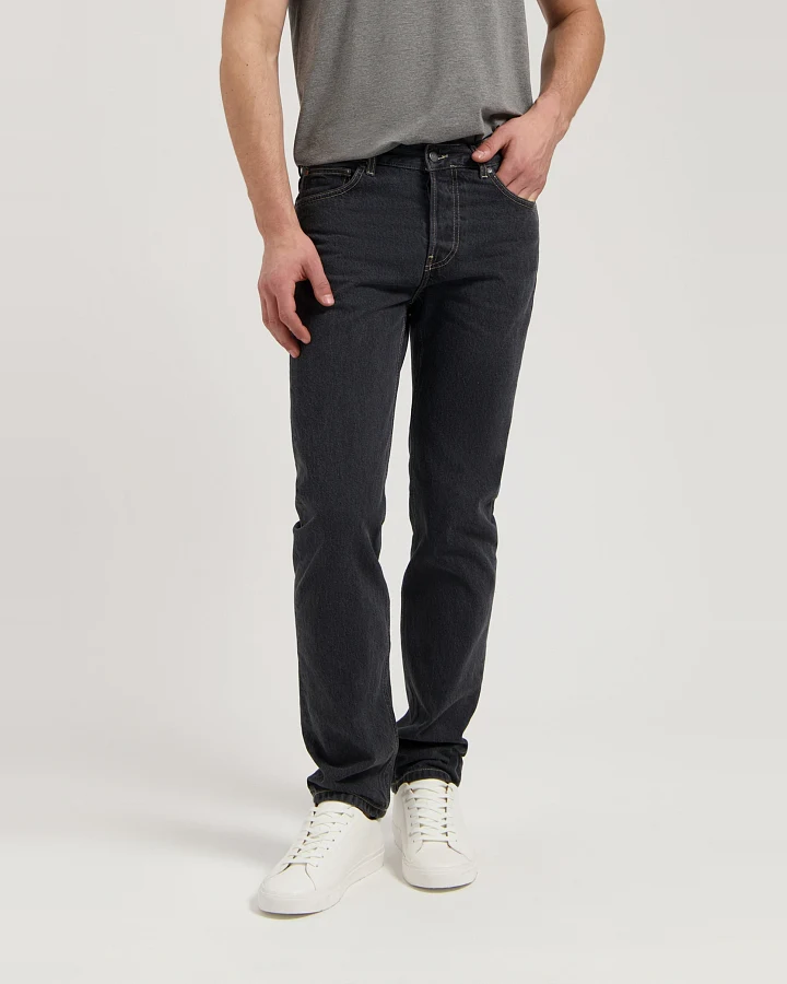 MUD Jeans Herren vegan Jeans Mid Straight John Medium Schwarz