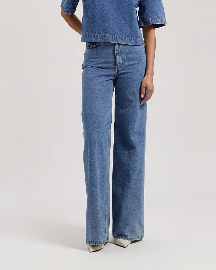 MUD Jeans Damen vegan Jeans High Lose Sara Stone Vintage
