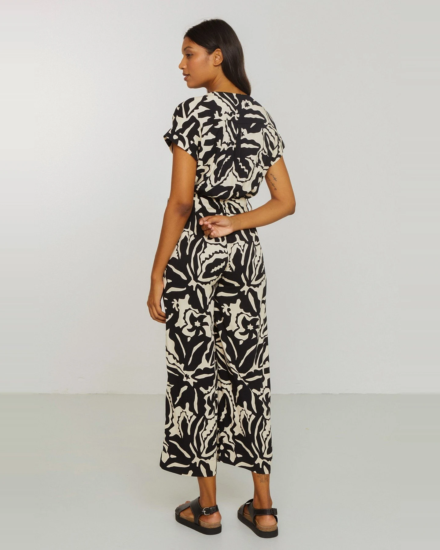 Jumpsuit Dianella Botanical Schwarz – Ansicht 4
