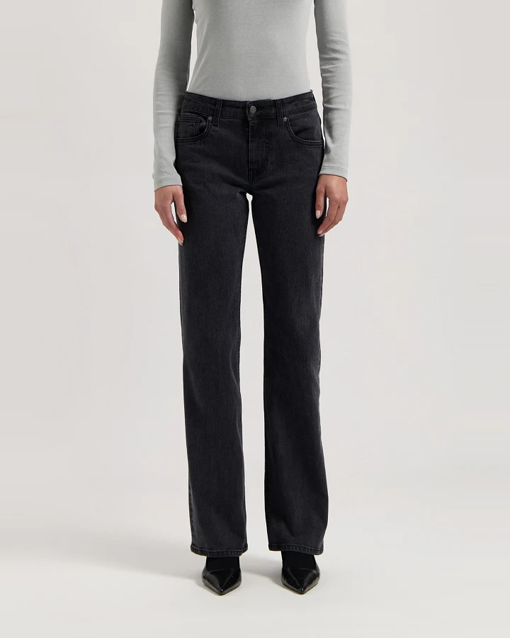 MUD Jeans Damen vegan Jeans Mid Straight Carry Schwarz Vintage