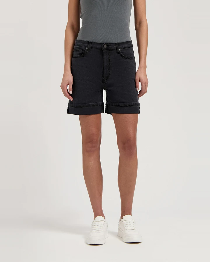 MUD Jeans Damen vegan Shorts Mid Luna Schwarz Vintage