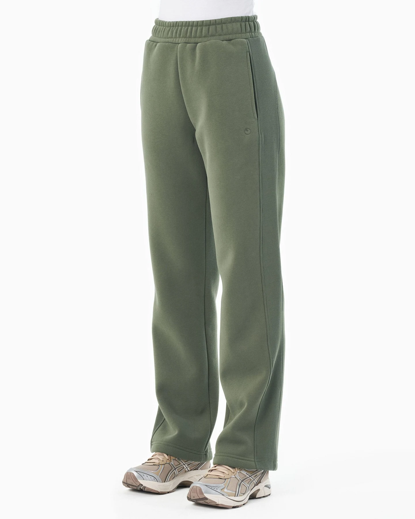 ORGANICATION Damen vegan Sweatpants Polly Olive – Ansicht 2