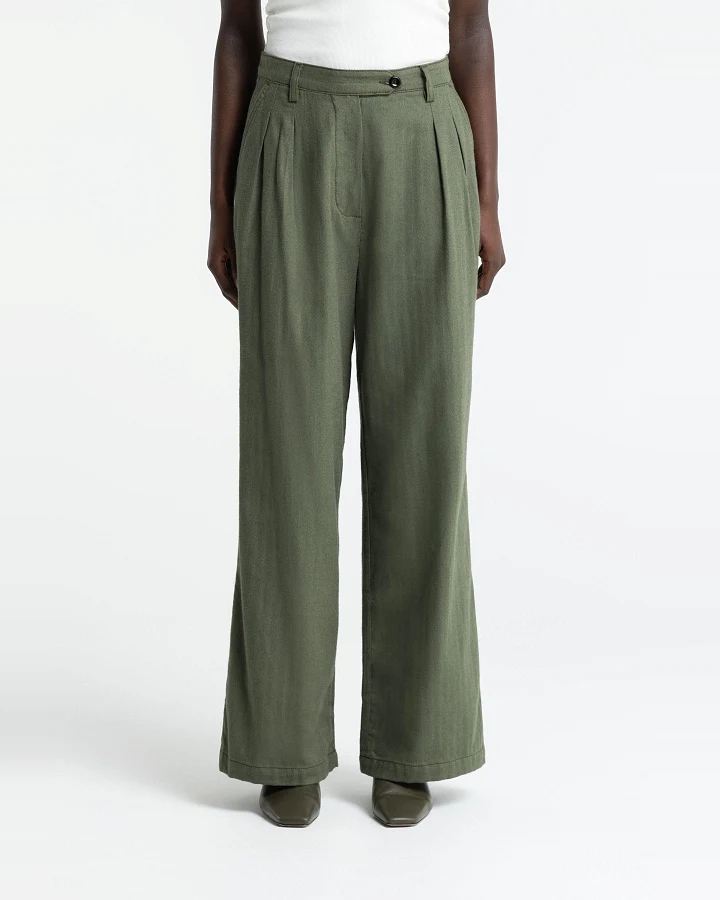 Hose Koujo Grün