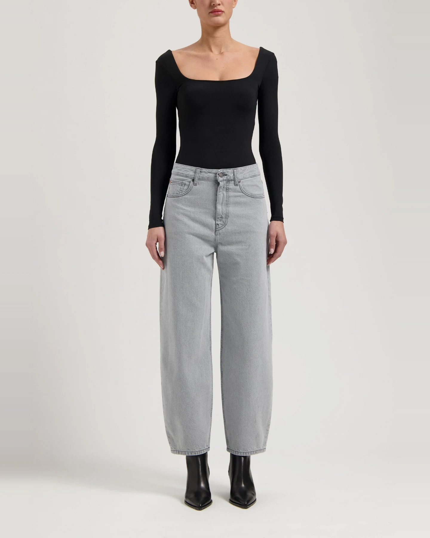 MUD Jeans Damen vegan Jeans High Barrel Brooke Hellgrau – Ansicht 2