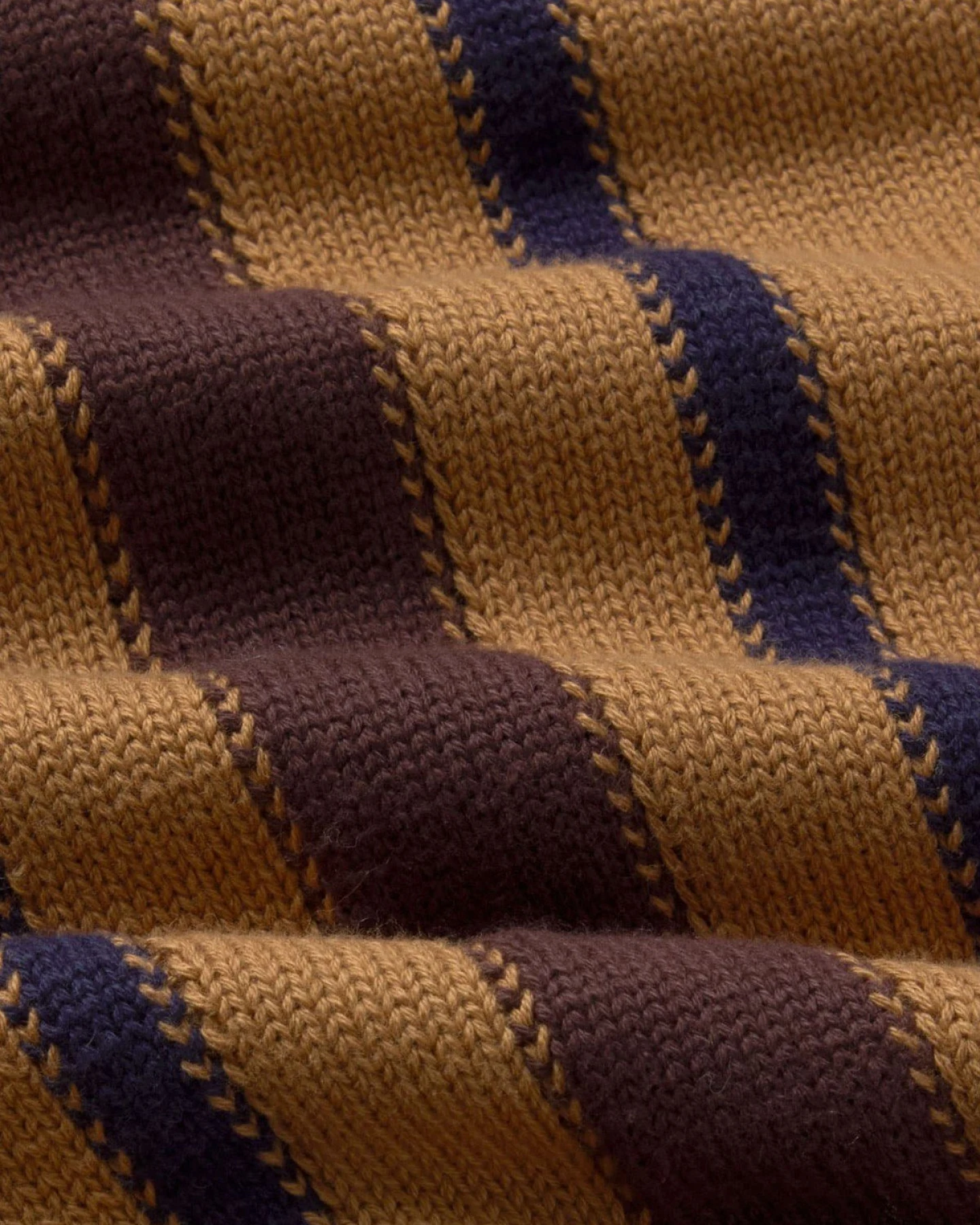 Strickjacke Creed Stripes Braun – Ansicht 5