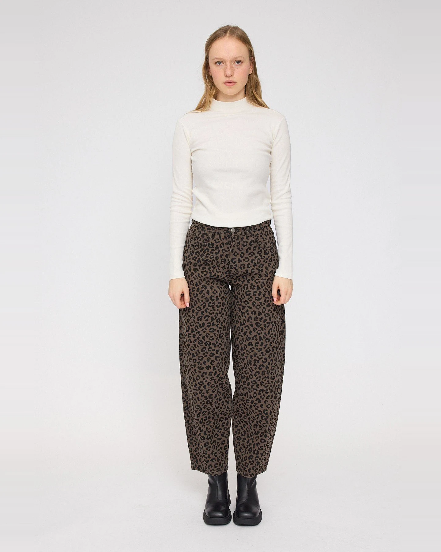 Hose Denim Leo Barrel Braun – Ansicht 5