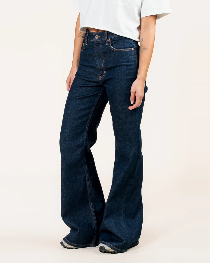 Kuyichi Damen vegan Jeans Vivienne Flare Rinse Indigo