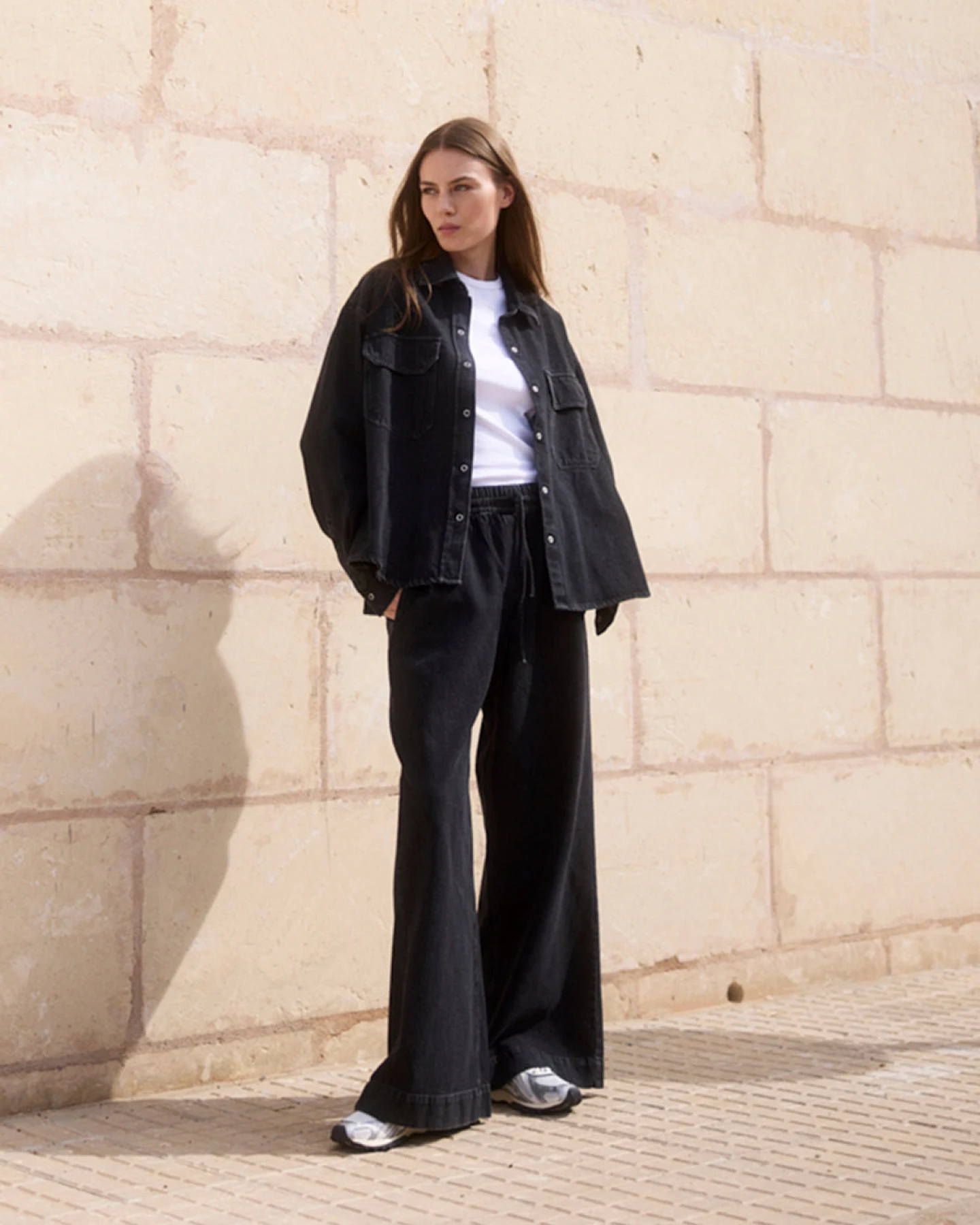WOTE Damen vegan Hose Denim Weites Bein Schwarz – Ansicht 2